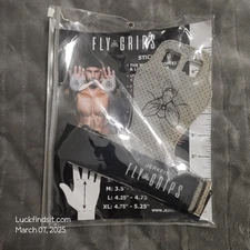 FLY GRIPS Ultra Premium Vegan Crossfit Weightlifting Gloves Unisex Medium 