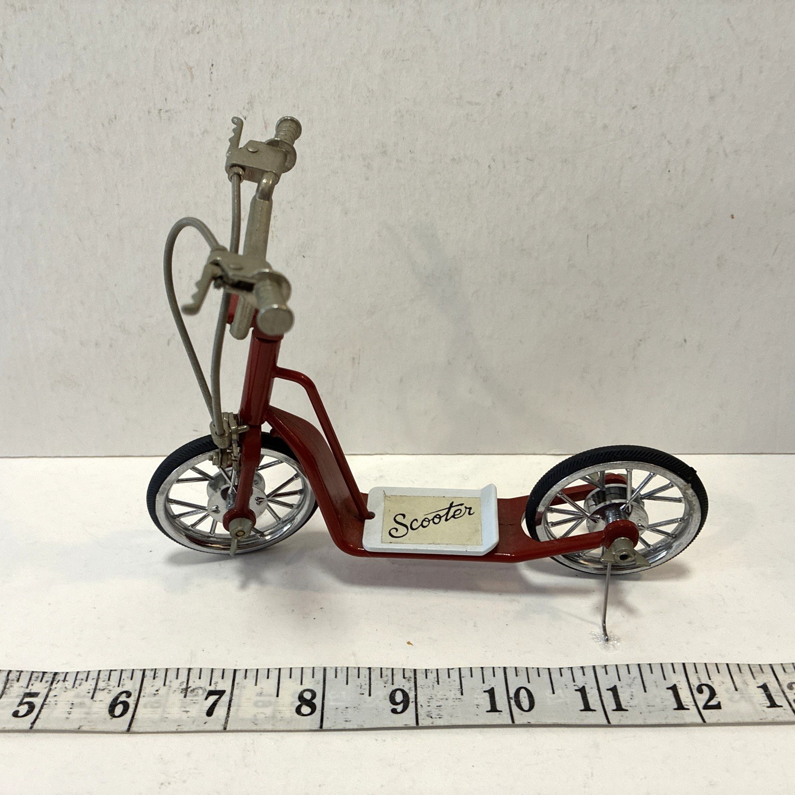Metal Scooter w Working Brakes Red 5&rdquo; High