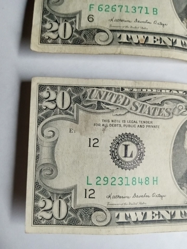 TWO 1985 Series $ 20 Dollar Bill, Federal Reserve Note - Image 2 of 4