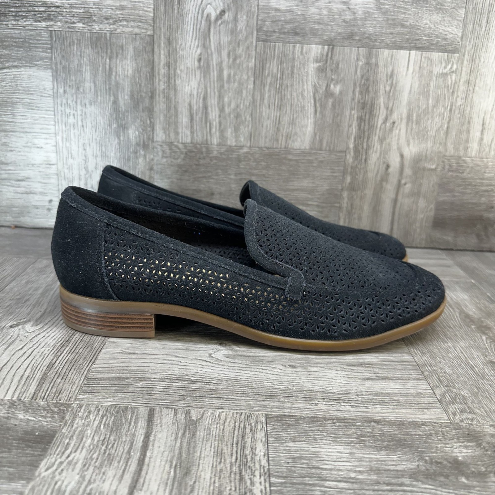 Clarks Trish Cove Women's size 10 Black Suede Slip on Shoes