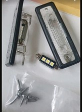 BMW E30 E28 E24 E23 E32 Hella Kennzeichenleuchte 2 St�ck mit LED+ Schrauben