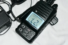 Standard Horizon HX370S Submersible Handheld Marine Radio w speaker w6c