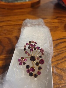 Authentic Vintage Two Tones Of Purple Pink Rhinestone Brooch Gold Plated