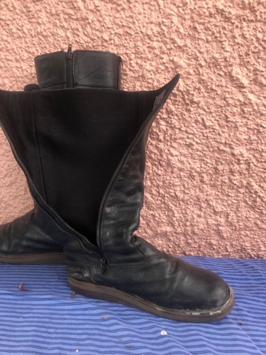 DOC MARTENS BLACK GENUINE LEATHER TALL ZIP UP BOOTS -SZ 42/10.5 - Picture 3 of 5