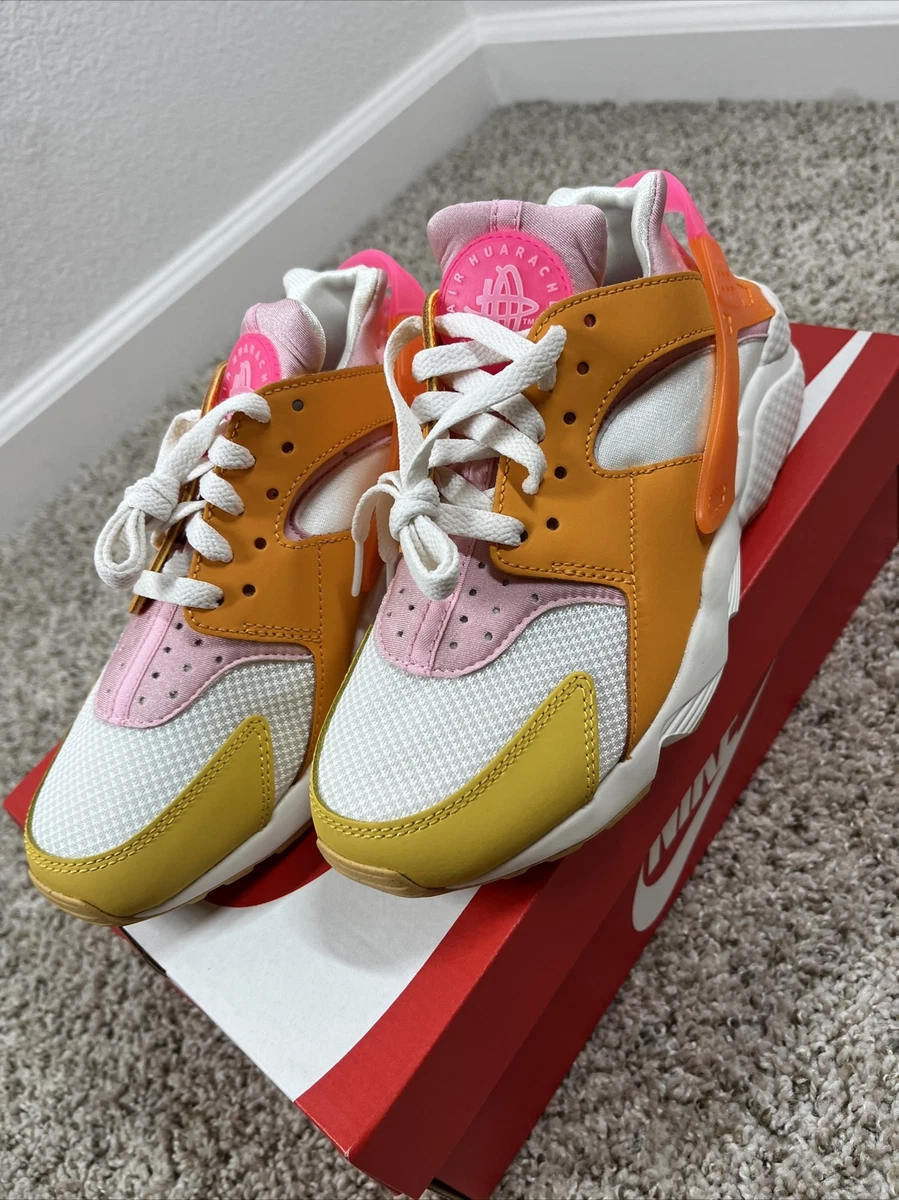 Nike huarache free womens yellow hotsell