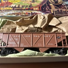 Athearn HO Scale Lehigh Valley Railroad Hopper Coal Car