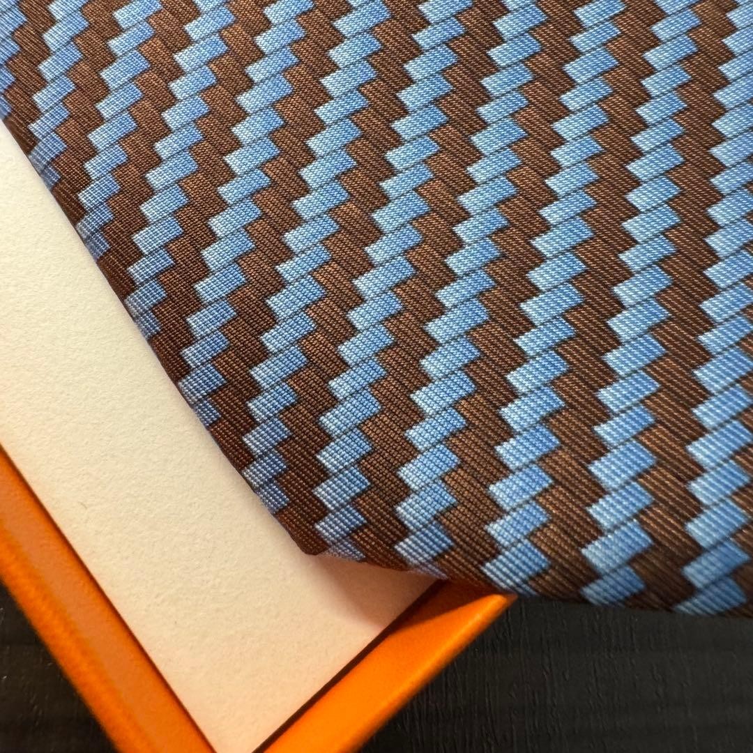 Mint Hermès Herringbone Block Pattern Tie Sky Blu… - image 6