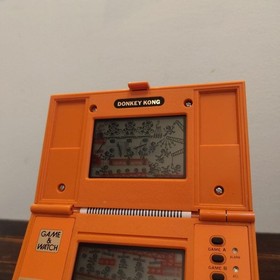 Nintendo Game & Watch Donkey Kong DK-52 Multi Screen 1982 Vintage Orange Console