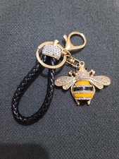 New Beautiful Bee Charm Keychain with Sparkling Rhinestones Bag Cars Key Chain