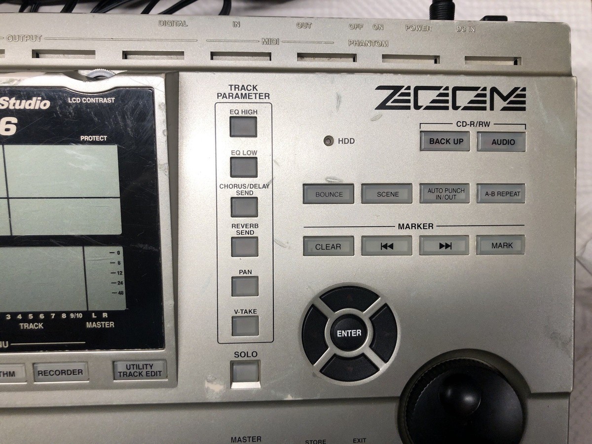 ZOOM MRS-1608 マルチトラックレコーディングスタジオ /ケース付き ズーム ZOOM MRS-1608 マルチトラックレコーダー - メルカリ