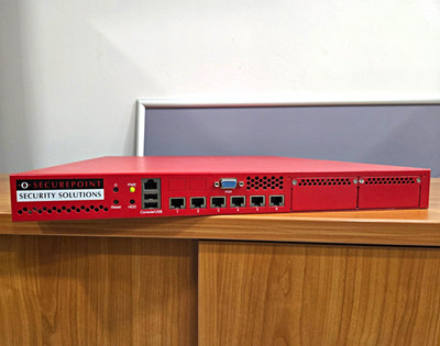 Securepoint Terra Firewall Rackmount Firewall Appliance rot, MPN 1100632