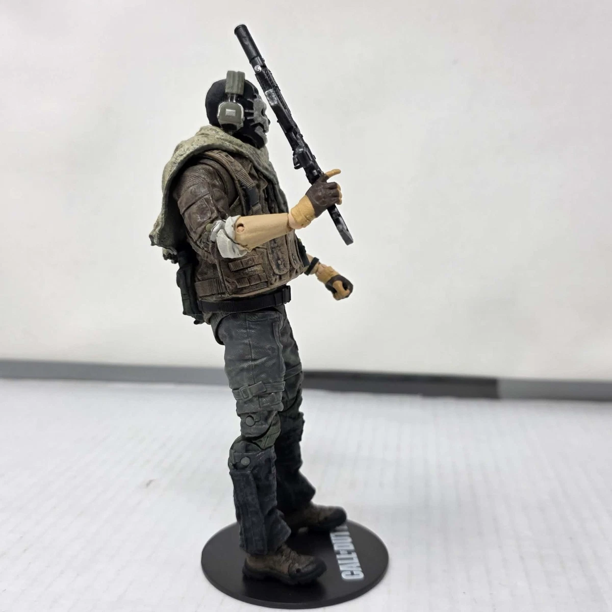 Call of Duty Lt. Simon "Ghost" Riley & Call of Duty Captain John Price Set Of 2