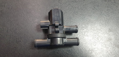 ORIGINAL KAWASAKI LUFTSCHALTVENTIL RELAIS / UMLUFT EMISSIONSVENTIL