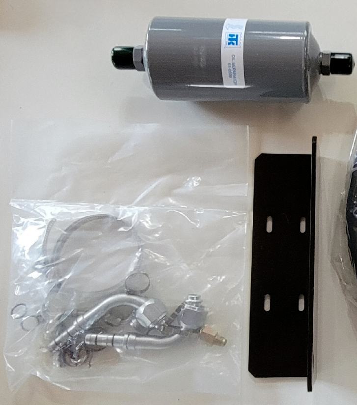 Thermo King 703486 61-0599 Oil Separator w/ 45 Degree Mount