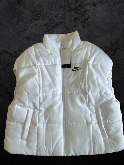 Nike Sportswear Clásico Puffer Chaleco Suelto Ajuste Térmico Blanco Para Mujer Talla M Nuevo $110 Foto 2 de 4