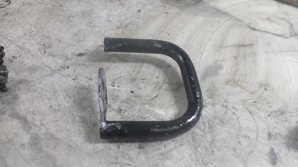 82 Yamaha XS1100 XS 1100 Right Side Engine Motor Guard Crash Bar - Imagem 2 de 4