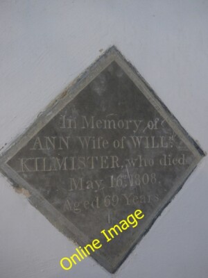 Foto 6x4 St Matthew, Rodmarton: Memorial (i) c2014
