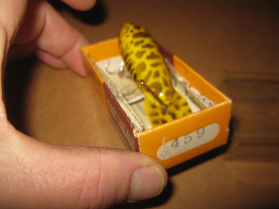 Bomber Bait Co. "Water Dog" Fishing Lure 459 box & Original Paper