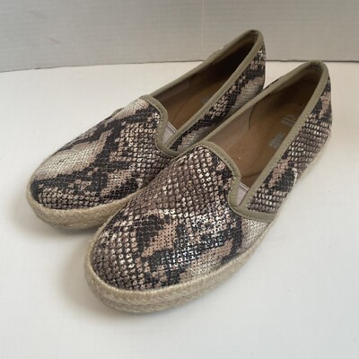 Clarks Collection Size 8.5 Azella Major Snakeskin Espadrille Comfort Flats