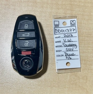 Original OEM 2013 Volkswagen Touareg Key Fob + Cut Blade