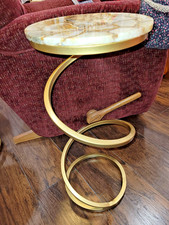 Modern Round 10.5" Marble Top Indoor Accent Table w/Gold Color Metal Spiral Base