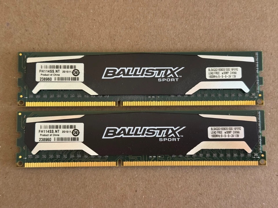 Ballistix Sport 8GB (2x4GB) DDR3 1600MHz Desktop Ram Memory (BLS4G3D1609DS1S00) - Image 2 of 4