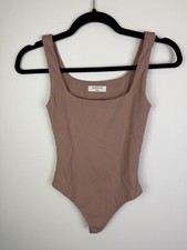 Aritzia Babaton Contour Blush Sleeveless Square Neck Bodysuit Sz XS