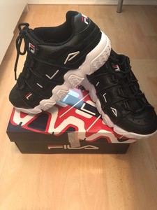 zapatillas fila en jd