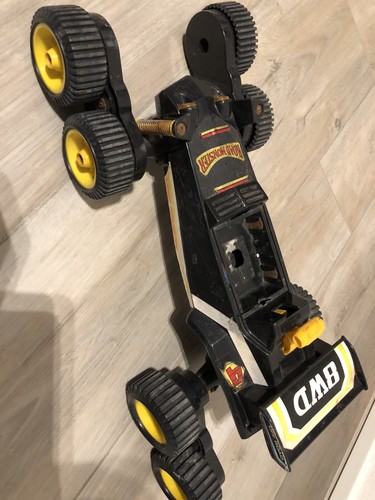 Super Mantis 8WD RC Car Control Nikko Gig Radio Remote Chain Fong - Picture 4 of 6