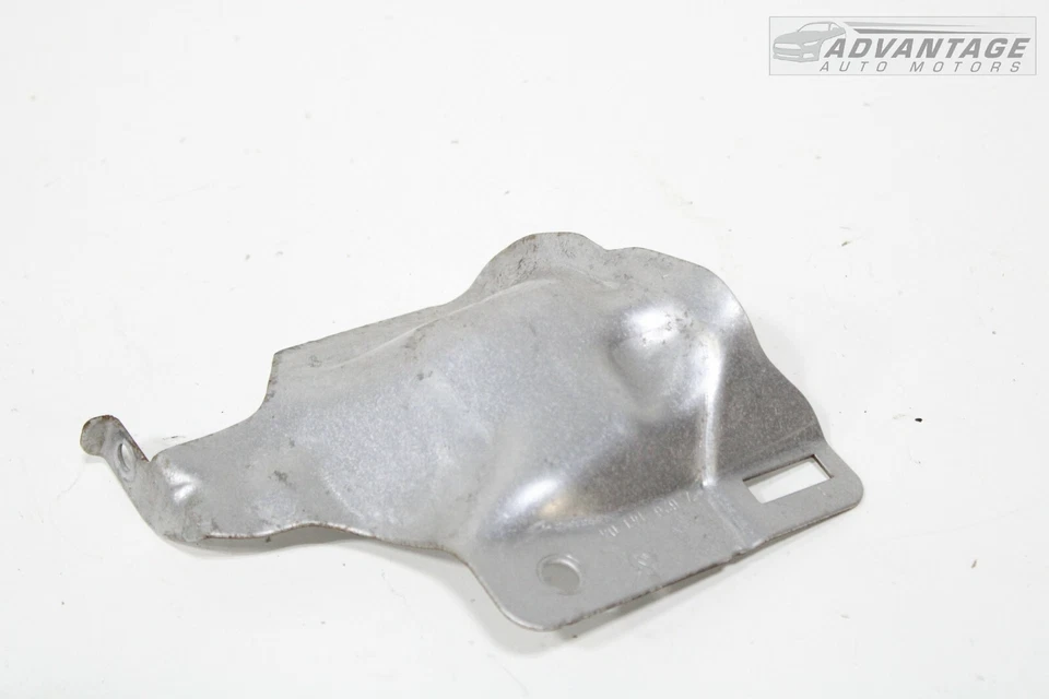 BMW G30 530I XDRIVE 2.0 2017-2020 turbocompresor protector térmico inferior placa cubierta OEM Foto 3 de 4