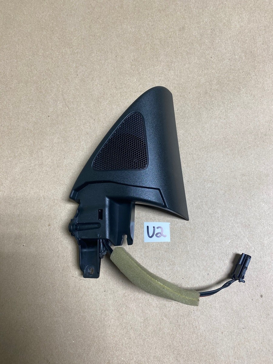 2013 - 2017 VOLKSWAGEN CC FRONT RIGHT DOOR TWEETER SPEAKER W/ TRIM