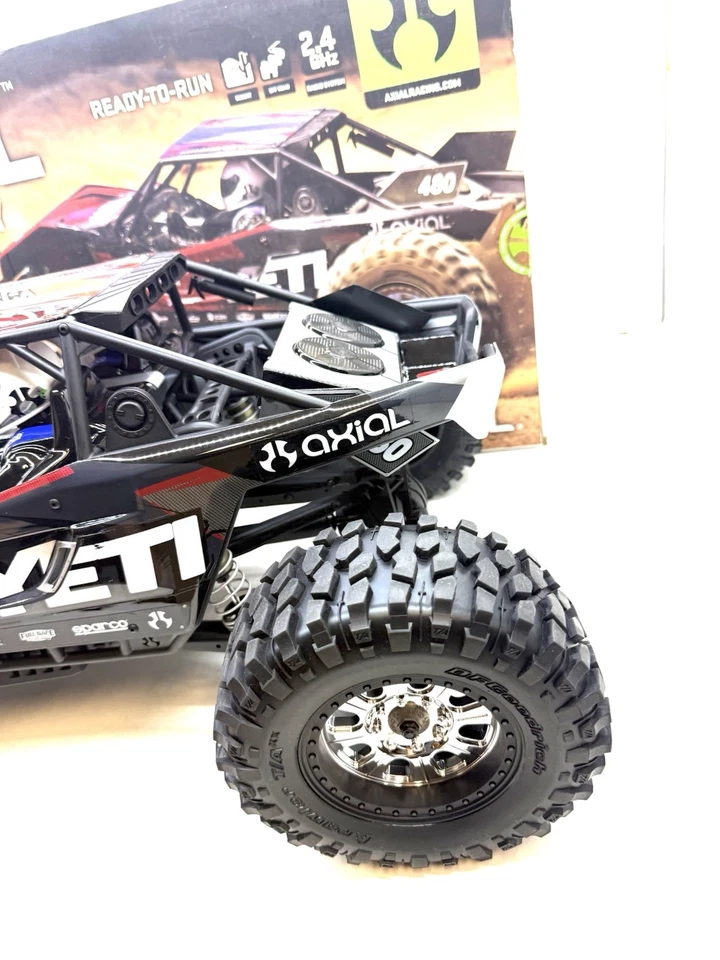 Axial Yeti XL 1/8 Scale Ready-To-Run Monster Buggy 4WD Brushless Shelf Queen - Image 4 of 4