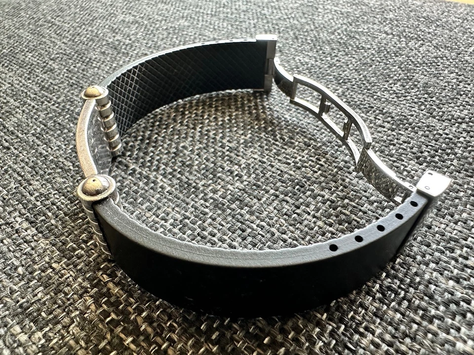 Tiffany and co. Paloma Picasso id bracelet w/ rubber band - Image 3 of 4