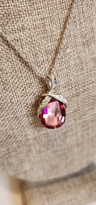 Gorgeous 18'' Silver Adjustable Pink Oval SWAROVSKI Elements Crystal Necklace