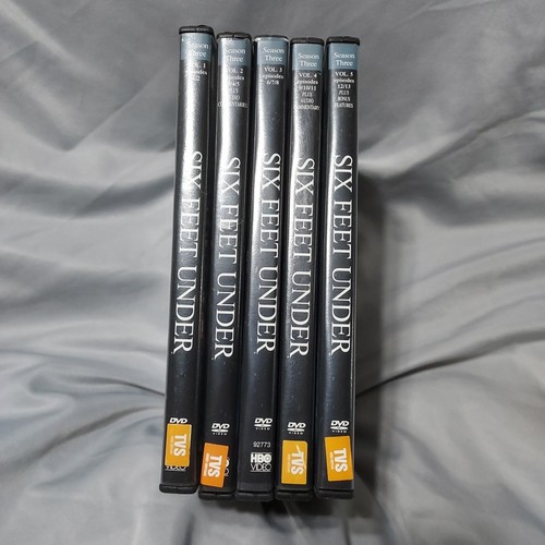 Six Feet Under - Set Of 5 DVD'S - Picture 2 of 2