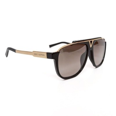 Louis Vuitton Mascot Wellington Sunglasses Z0936E Black Gold 59mm