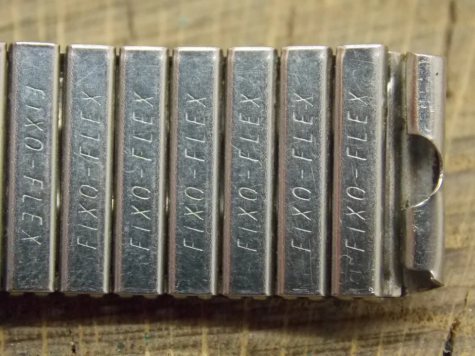 Fixo-Flex Stainless Steel 16mm Expansion Watch Band Vintage Pre-Owned Bracelet - Image 3 of 3