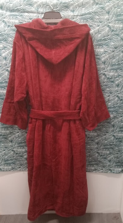 Picture 2 of 4