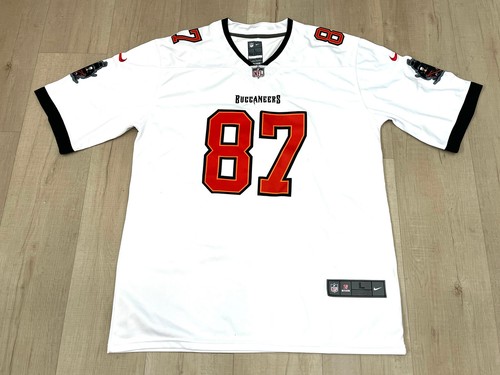 Rob Gronkowski Signed Tampa Bay Buccaneers Jersey Gronk Beckett Cert BAS - Picture 3 of 5