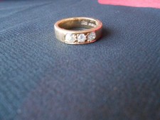 Stunning vintage Cropp &Farr three diamond pinkie ring 9ct yellow gold size G1/2