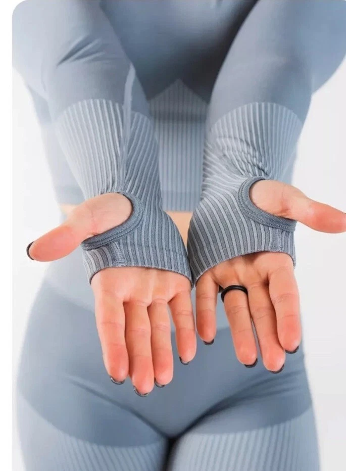 Botas de combate Curves N sin costuras talla M gris atléticas manga larga Foto 2 de 4