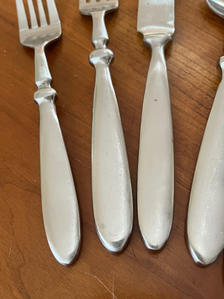 Talheres de aço inoxidável Cambridge TOWNHOUSE SATIN - Escolha - Imagem 2 de 3