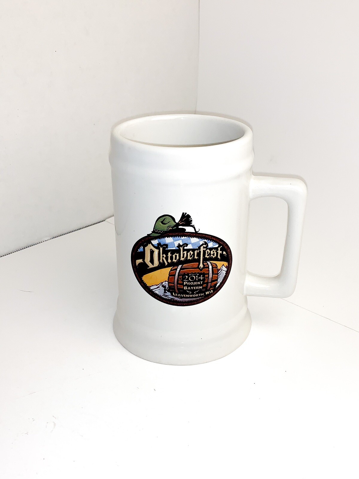 2014 Leavenworth WA Oktoberfest Beer Stein Project Bayern German Stein