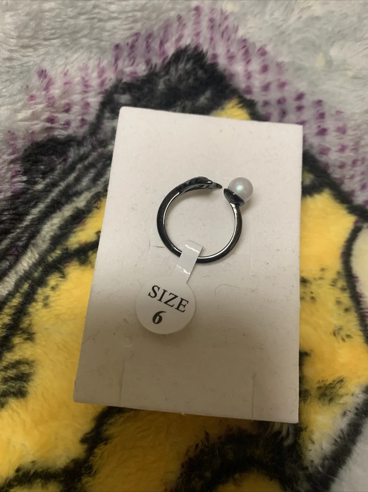 Anillo Joyas Fragantes Sirena Malvada Nuevo con Etiquetas Talla 6 Foto 4 de 4