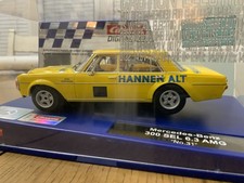Carrera Digital Mercedes-Benz 300 SEL 6.3 AMG NO.31