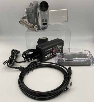 Sony DCR-HC32 NTSC MiniDV Handycam Camcorder 20x Zoom - Video