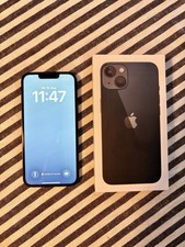 Apple iPhone 13 Mitternacht 128GB & OVP, 2x Silikon-Case & Kabel (Zubehörpaket)