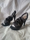 Foto 1 di 6