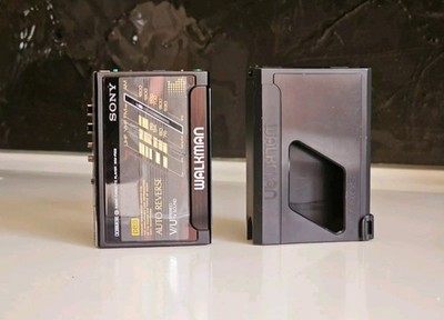 Super Rare SONY WM-F502 Walkman Radio Cassette Player Working