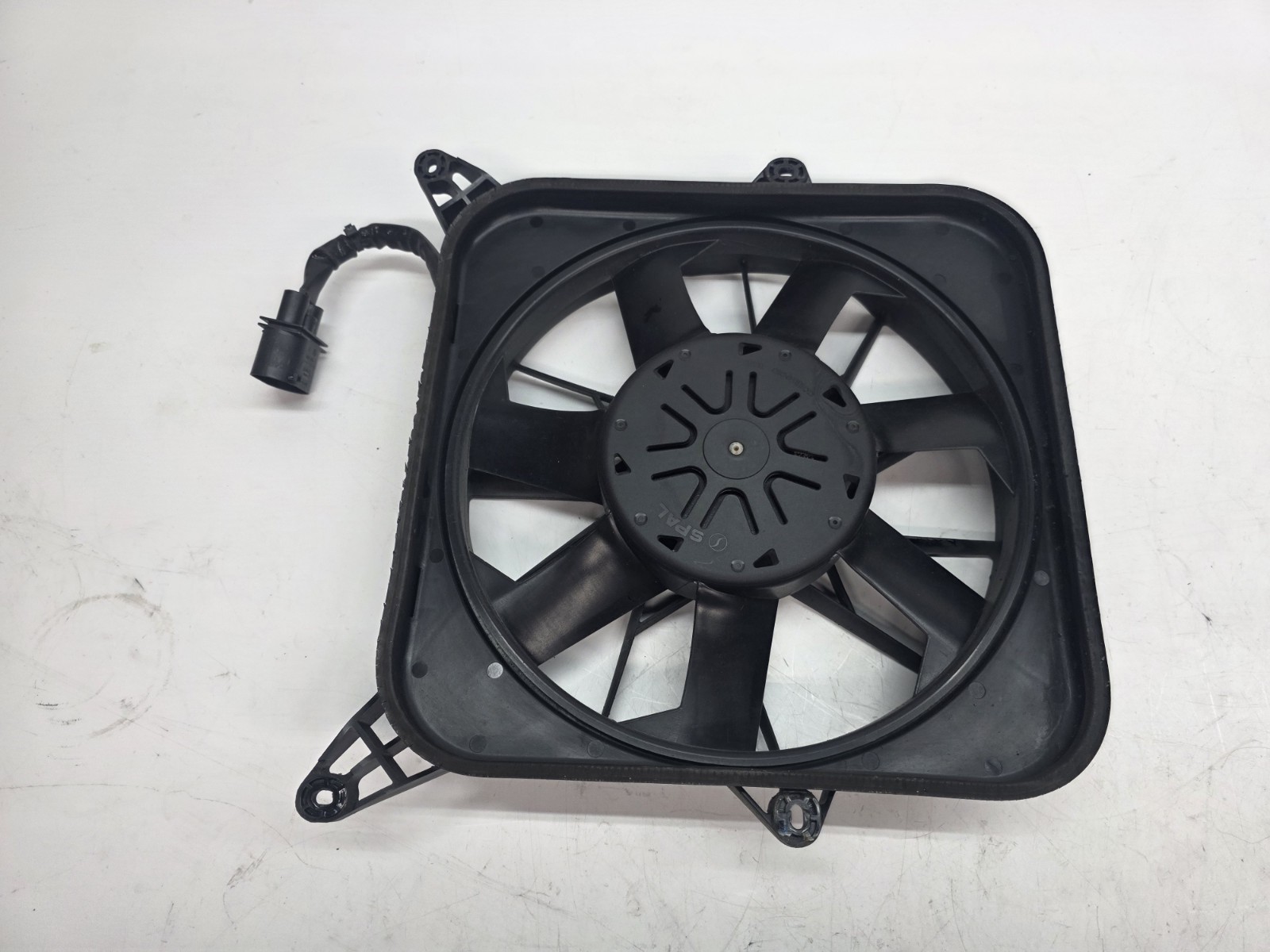 LAMBORGHINI AVENTADOR LP700 LP770 RADIATOR COOLING FAN OEM 470959455D